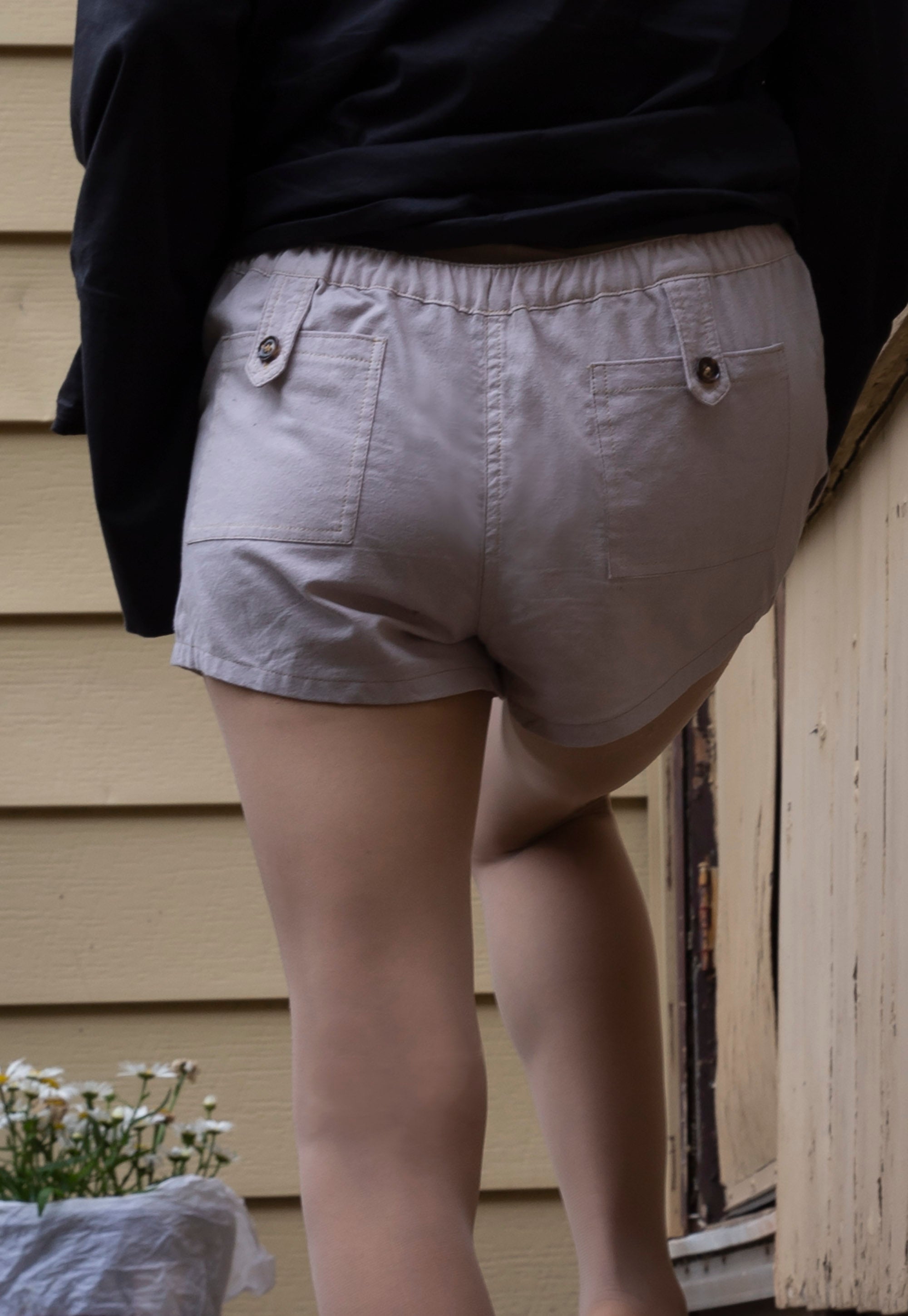 Drawstring Waist Short Pants