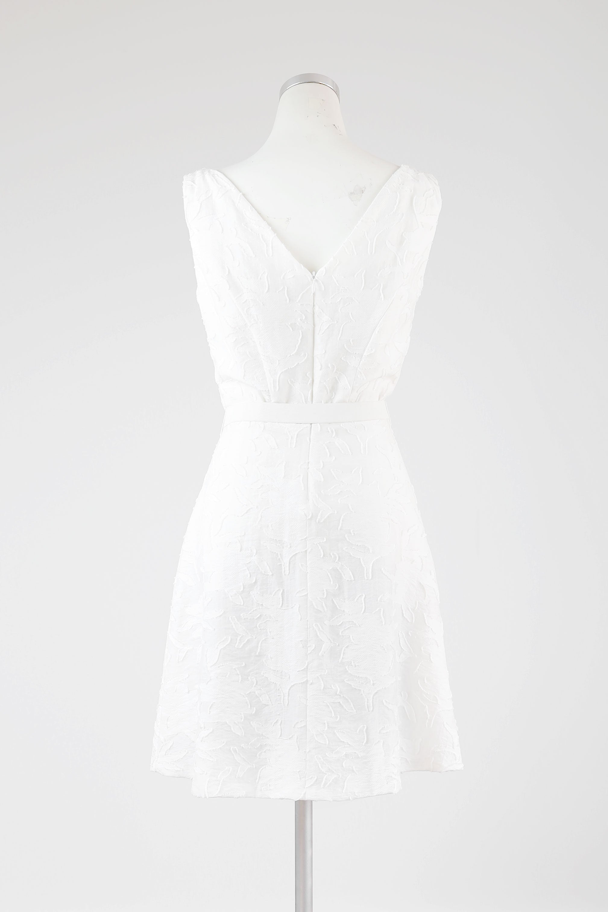 White Jacquard Pattern Dress - Tae With Jane NY