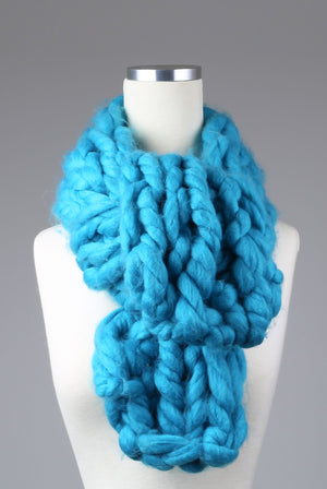 Puffy Hand-knit Short Scarf - Tae With Jane NY